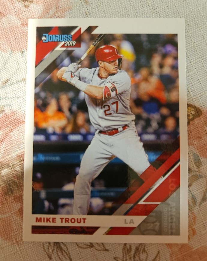 2019 Donruss #170 Mike Trout — front