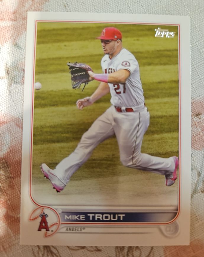 2022 Topps Series 1 #27 Mike Trout — front