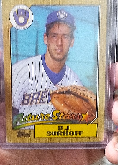 1987 Topps #216 B.J. Surhoff — front