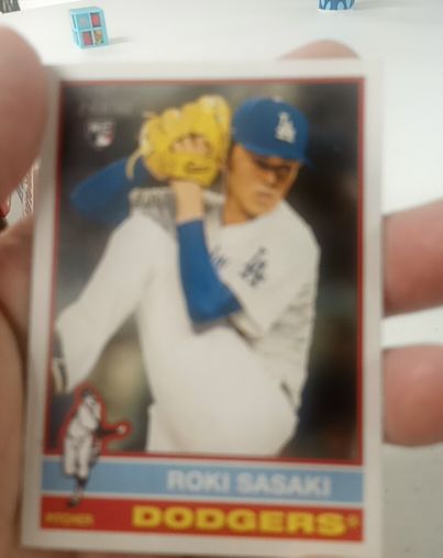 2025 Topps Heritage #224 Roki Sasaki — front