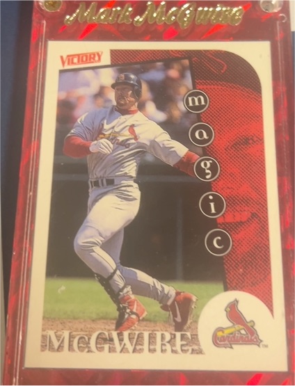 1999 Upper Deck Victory #426 Mark McGwire — front