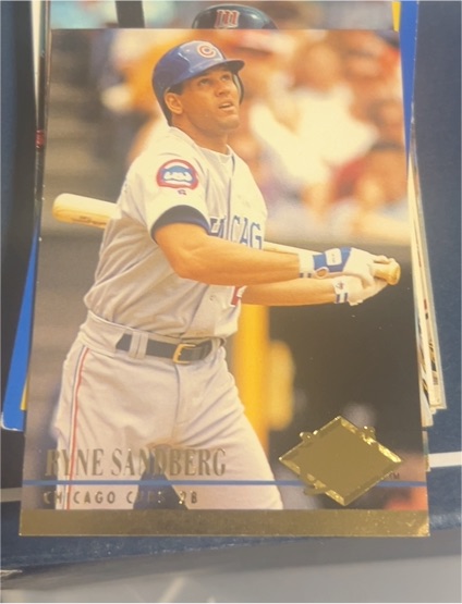 1994 Fleer Ultra #166 Ryne Sandberg — front