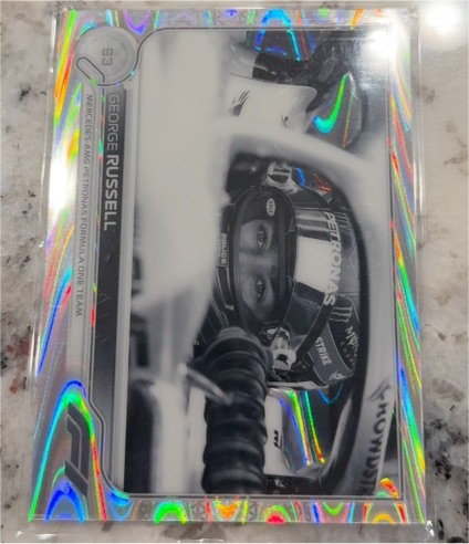 2022 Topps Chrome Formula 1 #19 George Russell Black & White RayWave — front