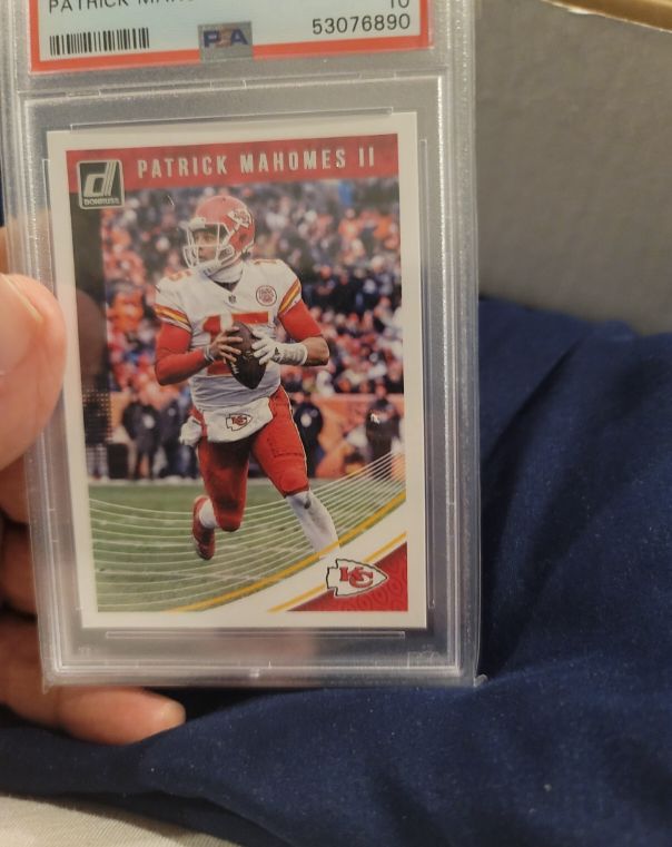 2018 Panini Donruss #138 Patrick Mahomes II — front