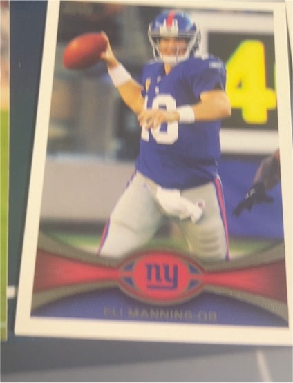 2012 Topps #300 Eli Manning — front