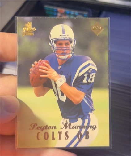 1998 Collector's Edge 1st Place #135 Peyton Manning Rookie Card — front