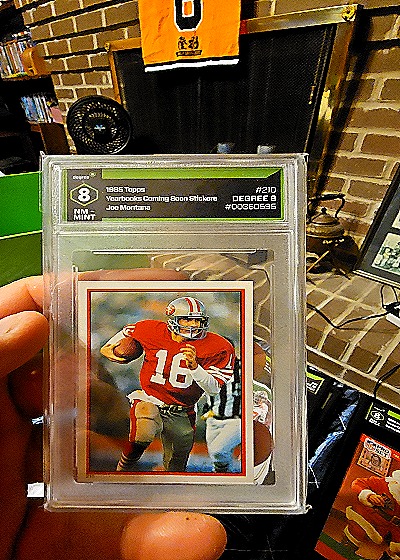 1985 Topps Yearbooks Coming Soon Stickers #210 Joe Montana — front
