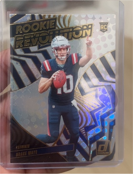 2024 Panini Donruss #18 Drake Maye Rookie Revolution Patriots — front