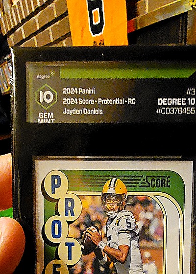 2024 Panini Score - Protential - RC Jayden Daniels — front