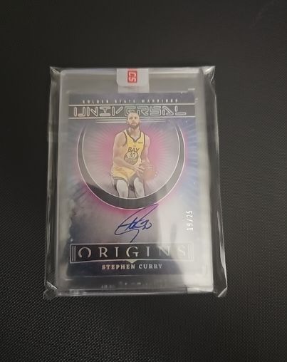 2022-23 Panini Origins Universal #Universal Stephen Curry — front