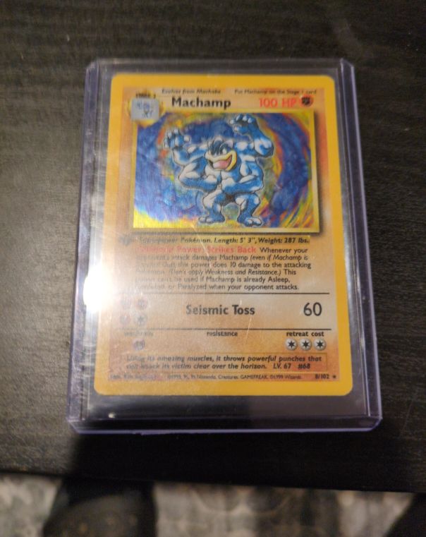 1999 Pokémon Base Set 8 Machamp — front