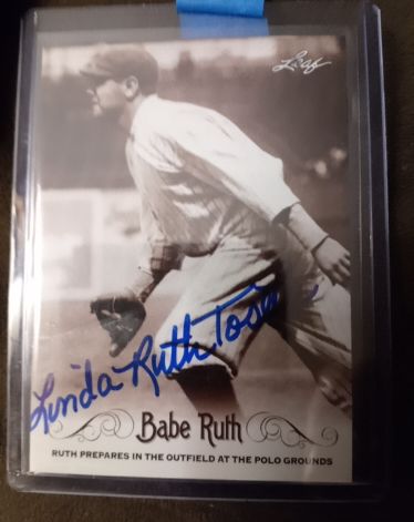 2016 Leaf #36 Babe Ruth — front