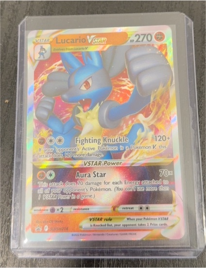 2022 Pokémon TCG SWSH214 Lucario VSTAR — front