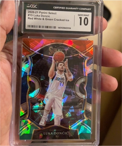 2020-21 Panini Select #15 Luka Doncic — front