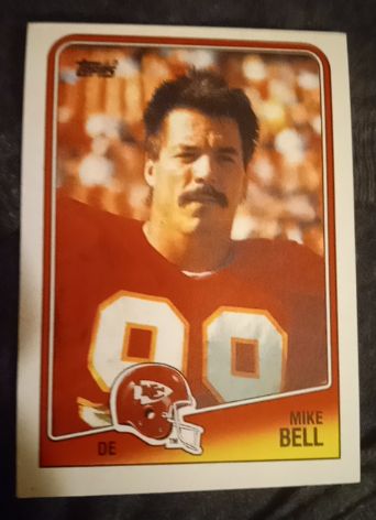 1988 Topps #369 Mike Bell — front