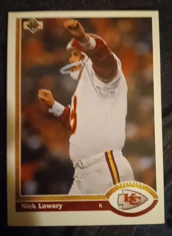 1991 Upper Deck #160 Nick Lowery — front