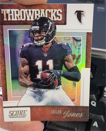 2019 Panini Score Throwbacks #T-1 Julio Jones — front