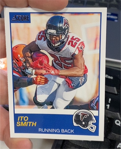 2019 Panini Score #247 Ito Smith — front