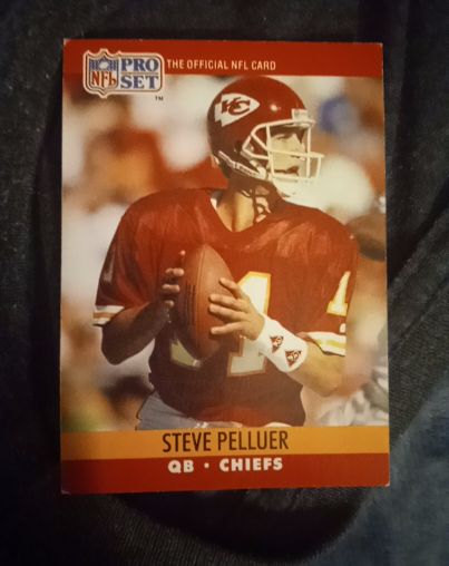 1990 Pro Set #533 Steve Pelluer — front