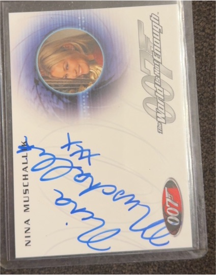 2009 James Bond Archives #A170 Nina Muschallik as Verushka — front