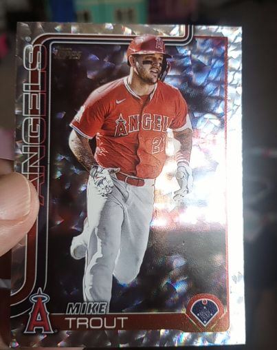 2025 Topps Series 1 #200 Mike Trout — front
