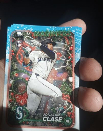 2024 Topps Holiday #H186 Jonatan Clase — front