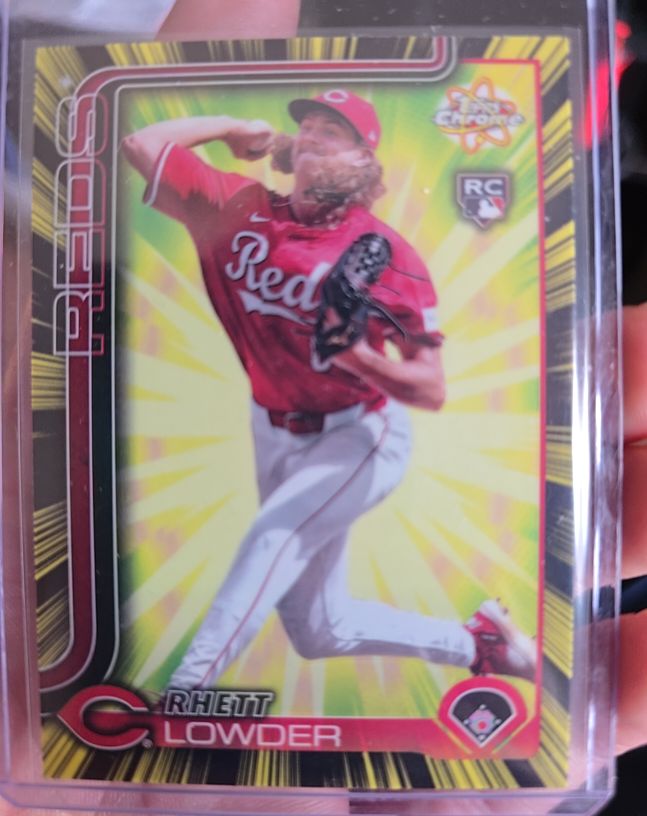 2025 Topps Chrome #RR-2 Rhett Lowder Radiating Rookies — front