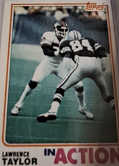 1982 Topps #435 Lawrence Taylor In Action — front