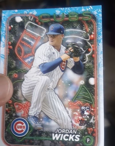 2024 Topps Holiday #H38 Jordan Wicks — front