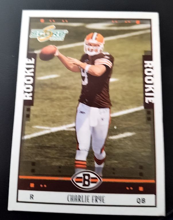 2005 Score #368 Charlie Frye Rookie Cleveland Browns — front
