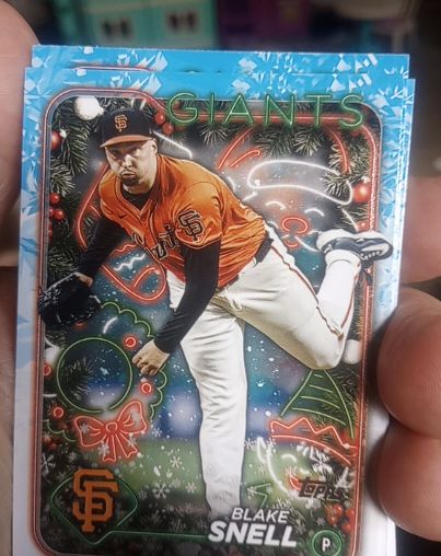 2024 Topps Holiday #H21 Blake Snell — front
