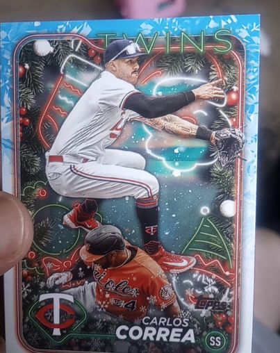 2024 Topps Holiday #H63 Carlos Correa — front