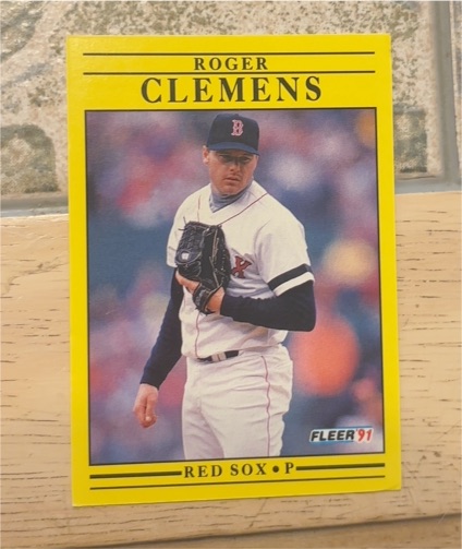 1991 Fleer #90 Roger Clemens — front