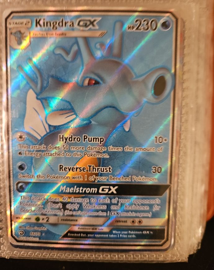 2018 Pokemon Dragon Majesty #66 Kingdra GX — front
