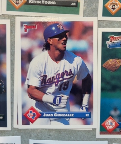1993 Donruss Rated Rookie #584 Juan Gonzalez — front