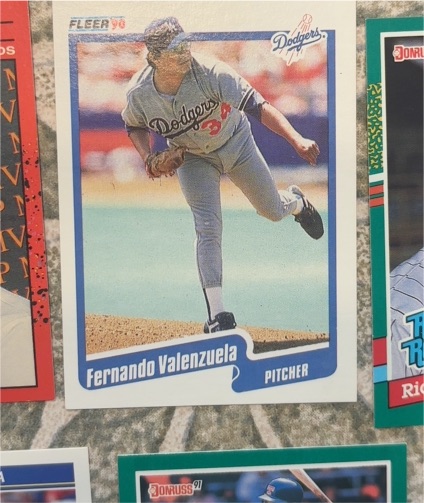 1990 Fleer #409 Fernando Valenzuela — front