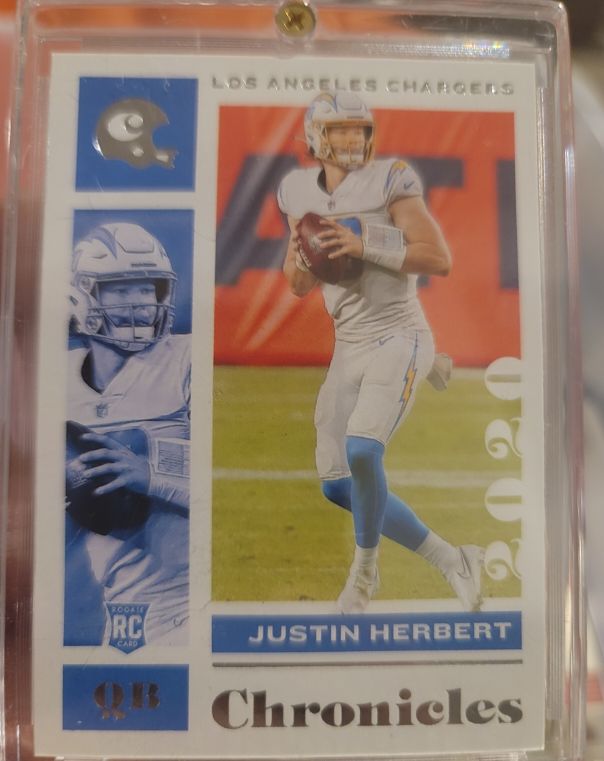 2020 Panini Chronicles #53 Justin Herbert — front