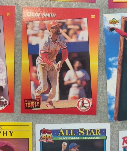 1992 Donruss Triple Play #244 Ozzie Smith — front