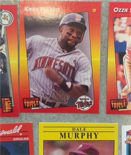 1992 Donruss Triple Play #202 Kirby Puckett — front