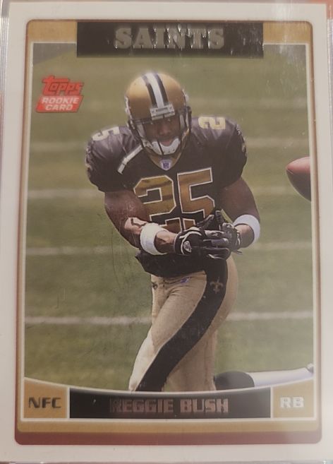 2006 Topps #359 Reggie Bush Rookie Card — front