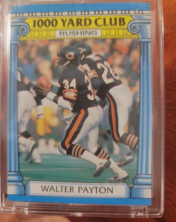 1987 Topps #7 Walter Payton 1000 Yard Club — front