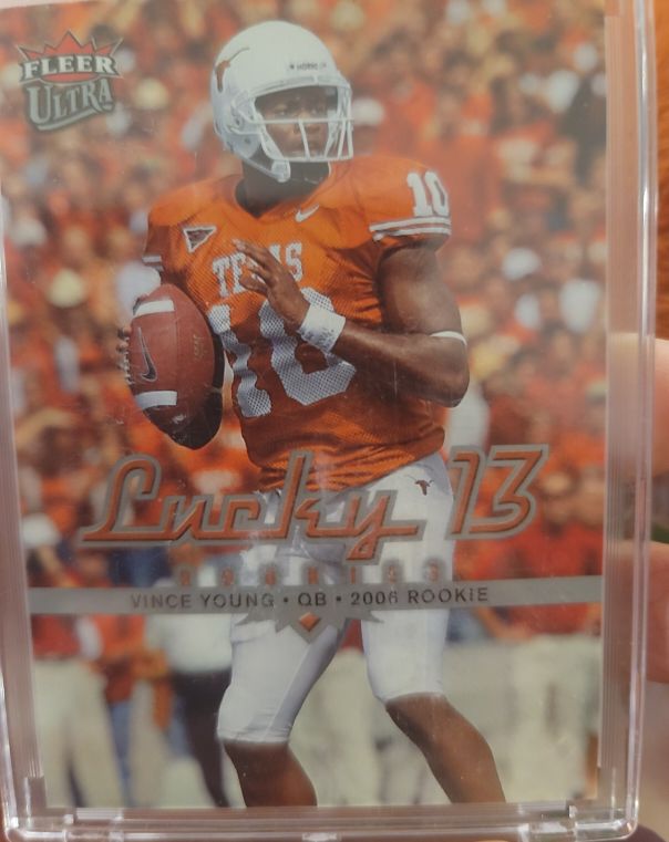 2006 Fleer Ultra Lucky 13 Target Rookies #202 Vince Young Rookie — front