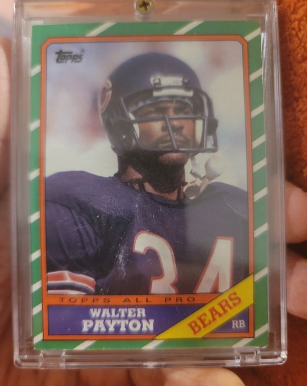 1986 Topps #11 Walter Payton — front