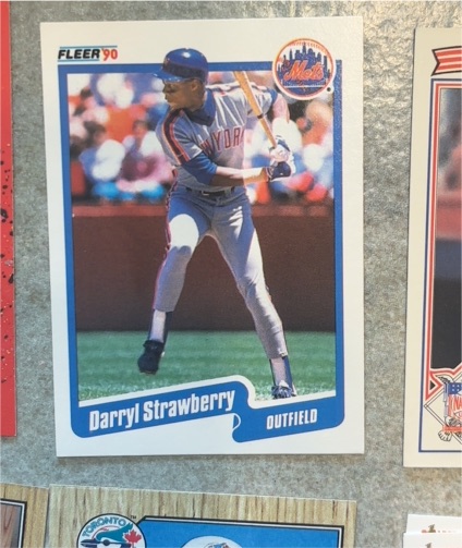 1990 Fleer #217 Darryl Strawberry — front