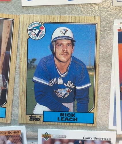 1987 Topps #716 Rick Leach — front