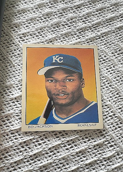 1990 Score #687 Bo Jackson — front
