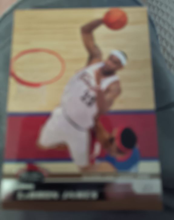 2007-08 Topps Stadium Club #23 LeBron James — front