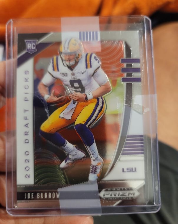 2020 Panini Prizm Draft Picks #105 Joe Burrow — front
