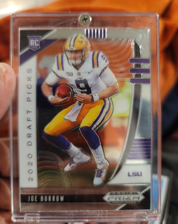 2020 Panini Prizm Draft Picks #105 Joe Burrow — front