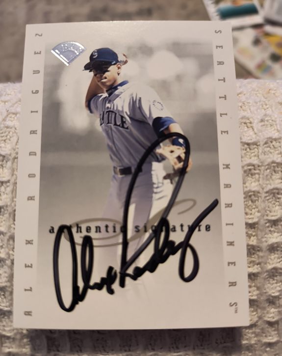 1996 Leaf Signature Series #NNO Alex Rodriguez — front